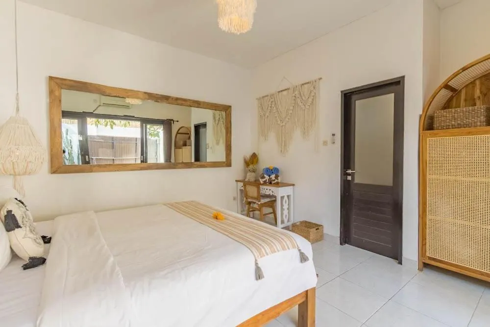 Seminyak Villa 2Bdr Pool 800M Ocean